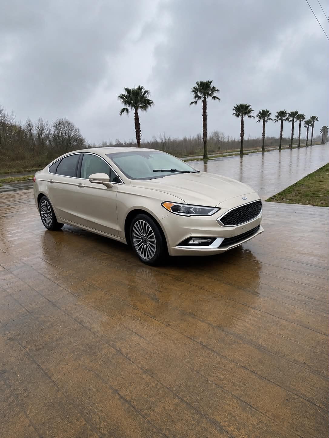 Ford Fusion plugin hybrid