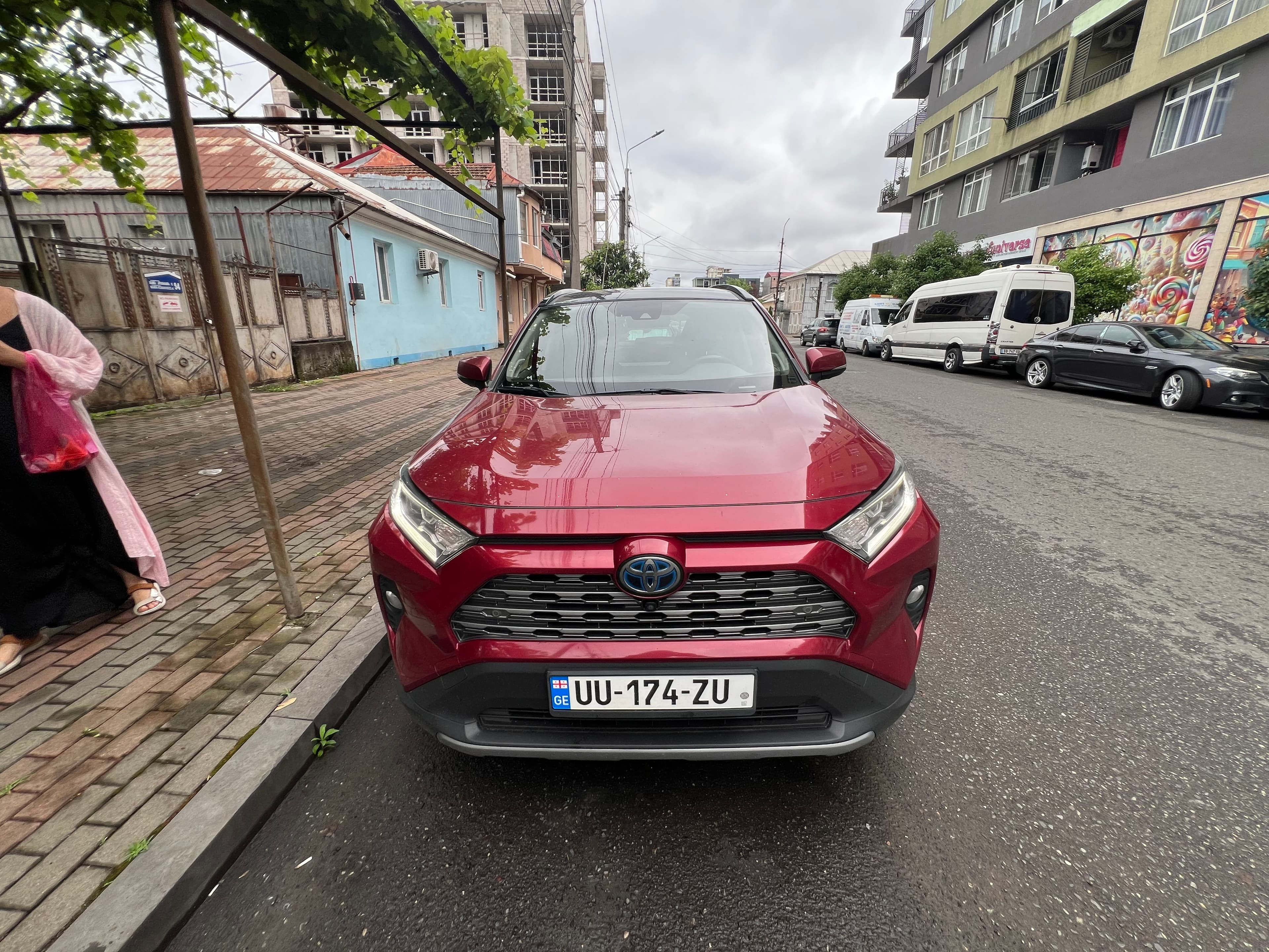 Toyota Rav4 — ფოტო 1
